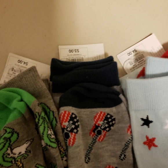 Bundle of‎ Six Pairs of socks - Picture 6 of 8